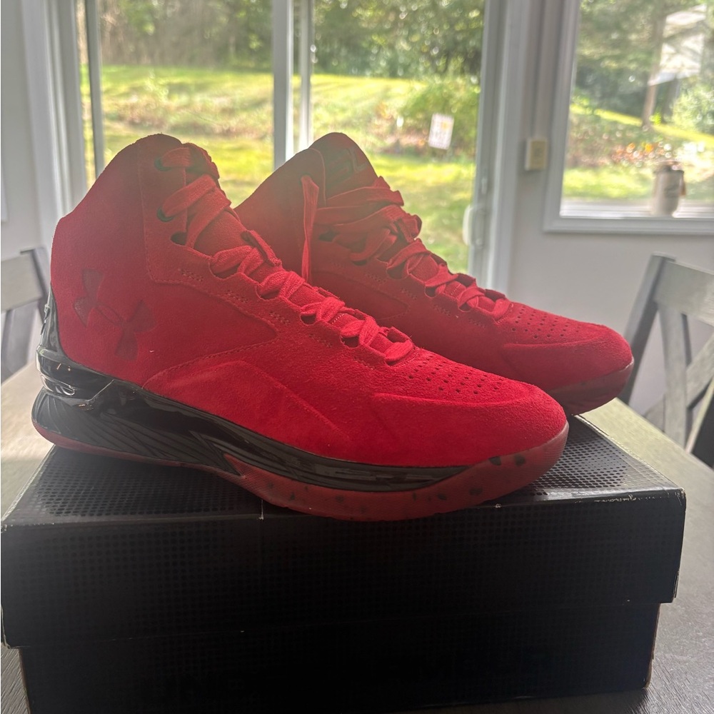 NWT Under Armour CURRY 1 LUX MID Men's Vibrant Red Athletic Sneakers
